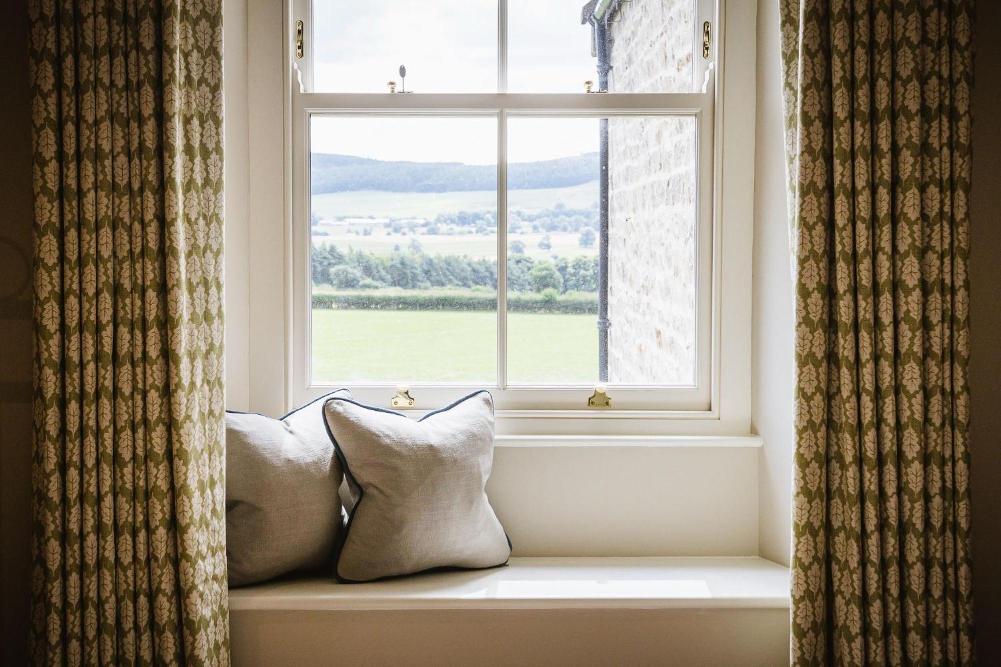 Hollins Farmhouse เลย์เบิร์น ภายนอก รูปภาพ